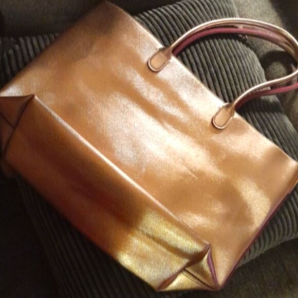 🤠NWOT Gold With Fuschia  Bath & Body Works Tote - Picture 1 of 4